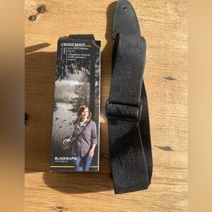 Cross Shot Molded Camera Sling‎ Black Preloved